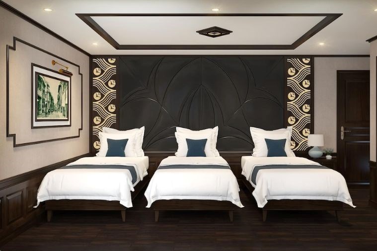 Du thuyền Sky Cruises Hạ Long